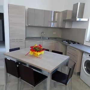 https://villa-di-giulio-suite.lecce-hotels.com